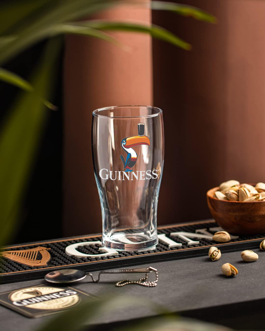 Toucan 20oz Pint Glass